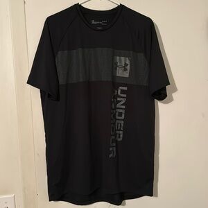 Men’s Under Armour dri fit t-shirt size large